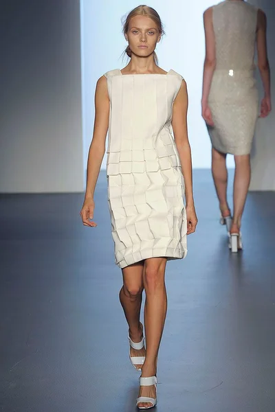 Look 20